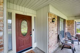 935 Chatwood Dr, Beaumont, TX 77706 - Photo 3