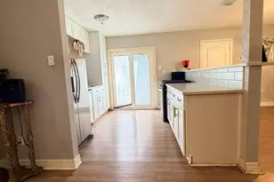88 S Wavy Oak Cir, The Woodlands, TX 77381 - Photo 3