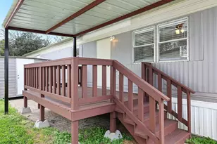 2222 N Austin Ave, Pearland, TX 77581 - Photo 5