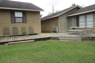 242 Sir Lancelot Dr N, Sargent, TX 77414 - Photo 7