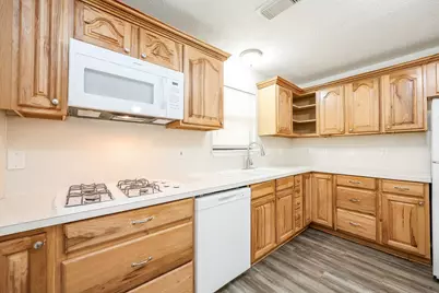 2706 Raymond Street, Pasadena, TX 77506 - Photo 7