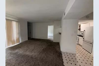 8100 Creekbend Drive #152, Houston, TX 77071 - Photo 5