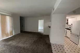 8100 Creekbend Dr, Houston, TX 77071 - Photo 5