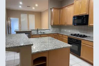 3305 S Knollcrest Lane, Pearland, TX 77584 - Photo 13