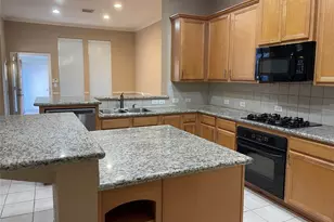 3305 S Knollcrest Ln, Pearland, TX 77584 - Photo 11