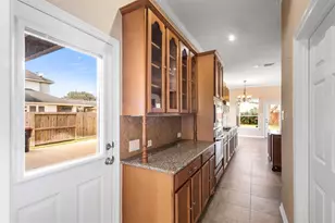 9227 Hummingbird Ln, Missouri City, TX 77459 - Photo 15