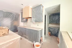 10519 Brinwood Dr, Houston, TX 77043 - Photo 17