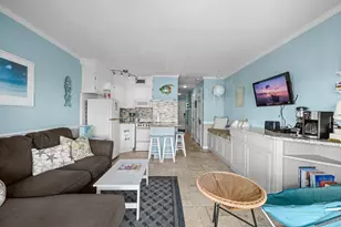 6102 Seawall Blvd, Galveston, TX 77551 - Photo 3