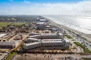 6102 Seawall Blvd, Galveston, TX 77551 - Photo 37