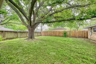 5722 Cheltenham Dr, Houston, TX 77096 - Photo 23