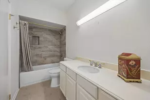 2475 Underwood St, Houston, TX 77030 - Photo 9