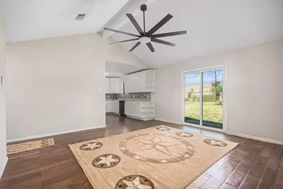 5734 Arthington Street, Houston, TX 77053 - Photo 9