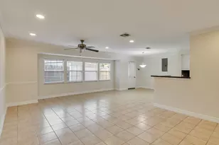 5623 Winding Way Dr, Houston, TX 77091 - Photo 7