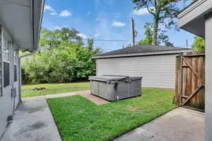5623 Winding Way Dr, Houston, TX 77091 - Photo 27