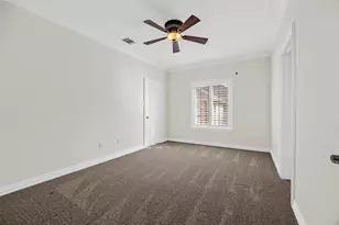 1419 Nantucket Dr, Houston, TX 77057 - Photo 19