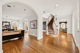 1419 Nantucket Dr, Houston, TX 77057 - Photo 3