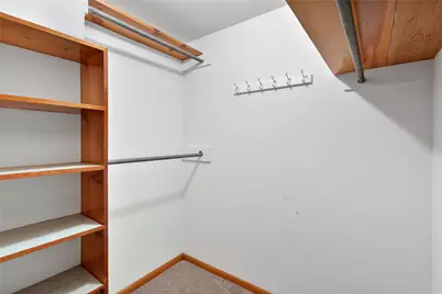 1203 Kansas Avenue S, Anahuac, TX 77514 - Photo 31