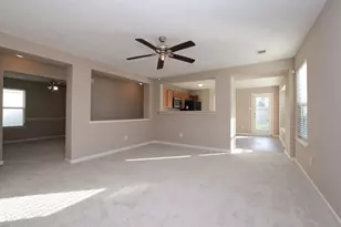 29219 Legends Beam Dr, Spring, TX 77386 - Photo 11