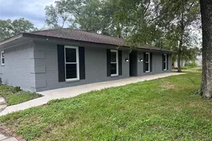 228 Oak Manor Dr, Alvin, TX 77511 - Photo 3