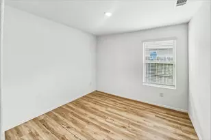 22259 Stoney Ravine Dr, New Caney, TX 77357 - Photo 13