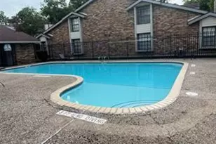 200 Pecan Dr, League City, TX 77573 - Photo 7