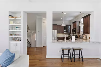 214 W 28th Street, Houston, TX 77008 - Photo 11
