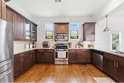 214 W 28th Street, Houston, TX 77008 - Photo 13