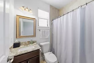 214 W 28th St, Houston, TX 77008 - Photo 17