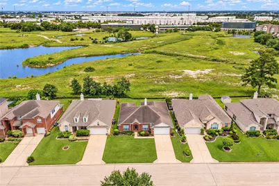 7727 Heron Lakes Drive, Houston, TX 77064 - Photo 39
