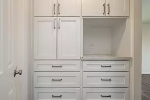 8902 Teichman Rd, Galveston, TX 77554 - Photo 29