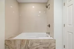 8902 Teichman Rd, Galveston, TX 77554 - Photo 33