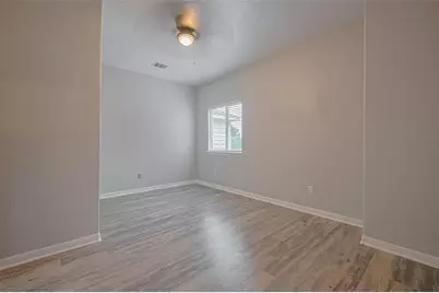 5009 Willow Point Drive, Conroe, TX 77303 - Photo 19