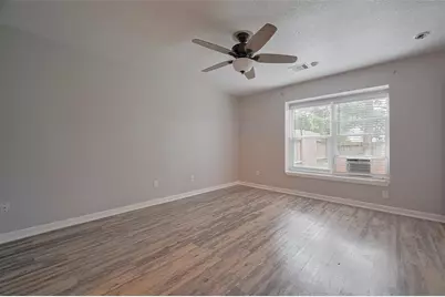 5009 Willow Point Drive, Conroe, TX 77303 - Photo 33