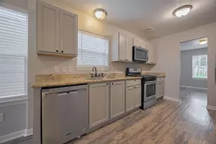 5009 Willow Point Dr, Conroe, TX 77303 - Photo 13
