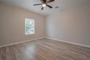 5009 Willow Point Dr, Conroe, TX 77303 - Photo 17