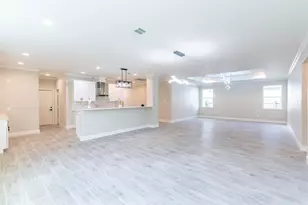 1055 Rd 5203, Cleveland, TX 77327 - Photo 11