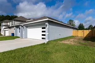1055 Rd 5203, Cleveland, TX 77327 - Photo 3