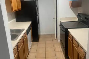 10555 Turtlewood Ct, Houston, TX 77072 - Photo 3