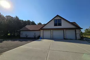 2002 White Doe Court, Cleveland, TX 77328 - Photo 35