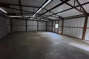 2002 White Doe Court, Cleveland, TX 77328 - Photo 33