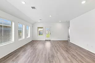 14222 Overbrook Willow Wy, Rosharon, TX 77583 - Photo 19
