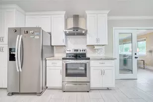 1620 Mustang Trail, Houston, TX 77339 - Photo 9