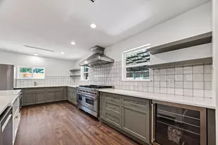 1338 Seaspray Ct, Houston, TX 77008 - Photo 17