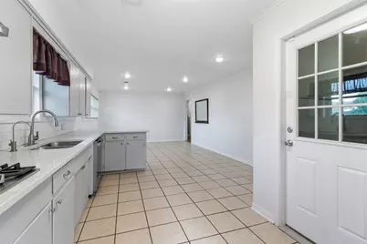 7824 Yucca Drive, Texas City, TX 77591 - Photo 11