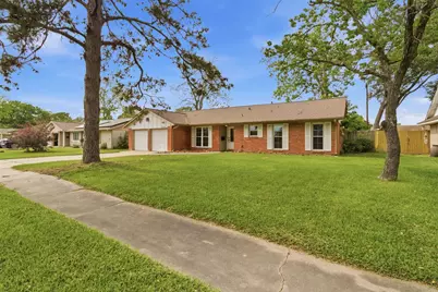 7824 Yucca Drive, Texas City, TX 77591 - Photo 1