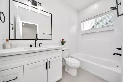 7727 Hammerly Boulevard, Houston, TX 77055 - Photo 7