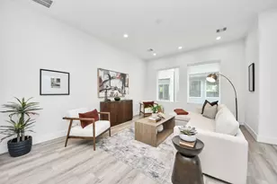 7727 Hammerly Blvd, Houston, TX 77055 - Photo 15