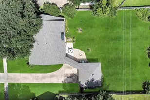 2531 Sugar Mill Dr, Sugar Land, TX 77479 - Photo 31
