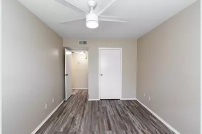 7140 N Holiday Drive, Galveston, TX 77550 - Photo 13