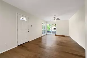 13406 Melcher Dr, Houston, TX 77045 - Photo 5